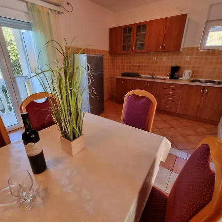 Apartament Chiara With Balcony *