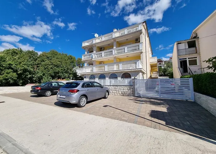 Daire Chiara With Balcony Crikvenica