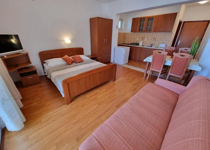 Daire Chiara With Balcony